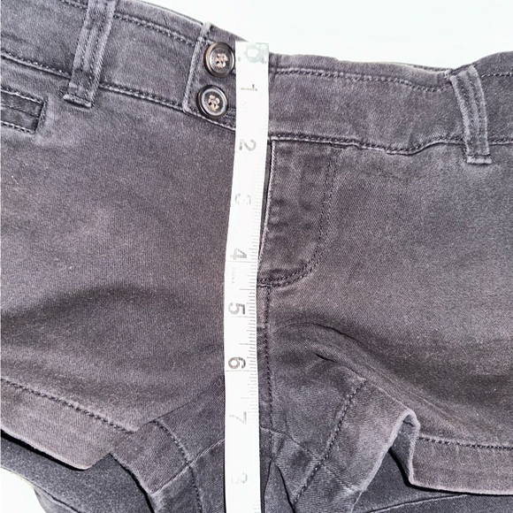 American Eagle Y2K Washed Black Low Rise Micro Shorts Sz 4 Pockets Mini Stretch - Picture 11 of 11